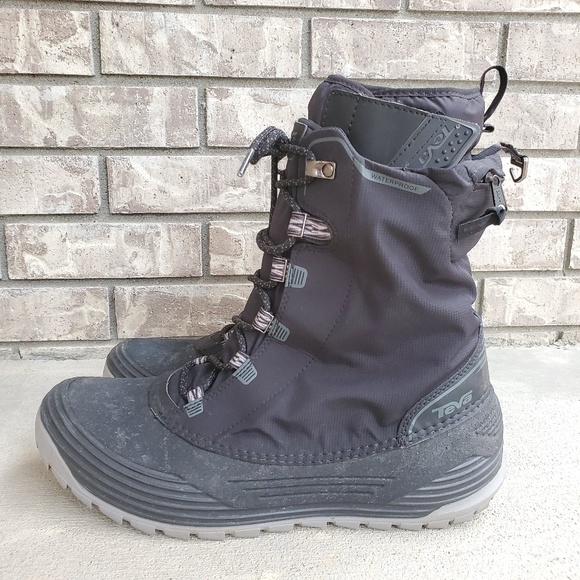 teva snow boots mens
